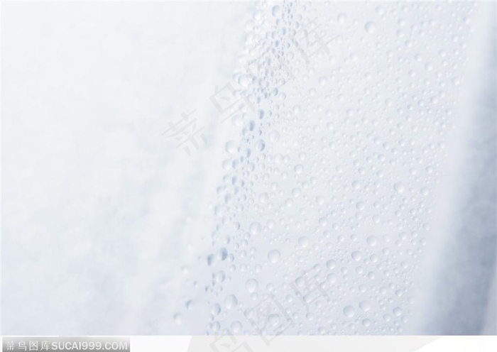 清纯水韵-洁白的透明水珠