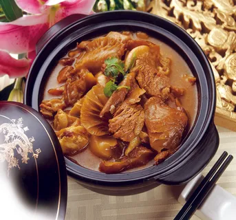 笨鸡炖黄蘑  笨鸡炖黄蘑