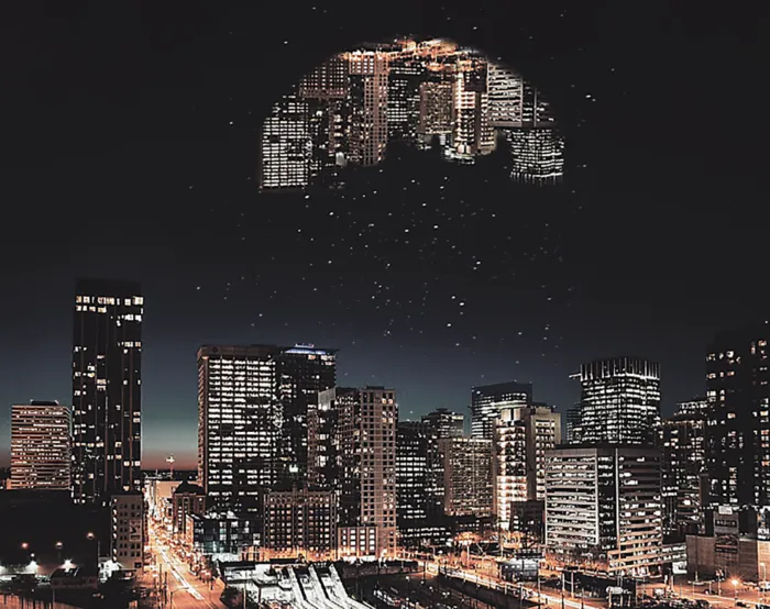 悬挂城市夜景海报