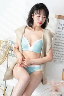 *国产内衣模特美女写真摄影图片大全