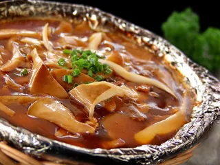 砂锅石锅美食煲类特色菜鲍汁杂菌煲