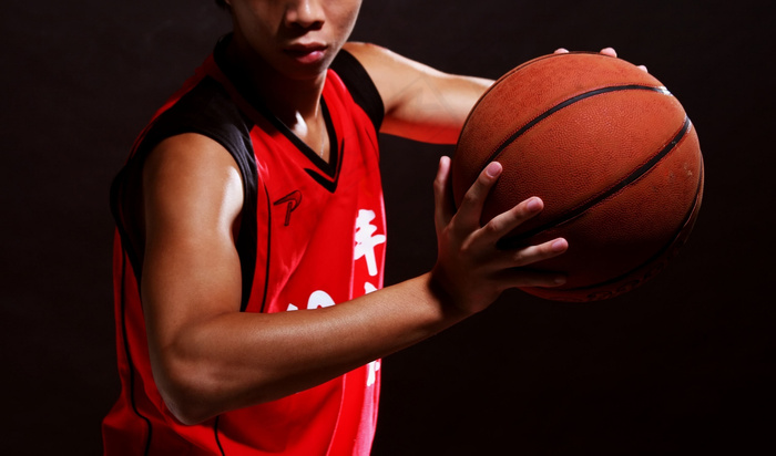 打篮球动作图片下载