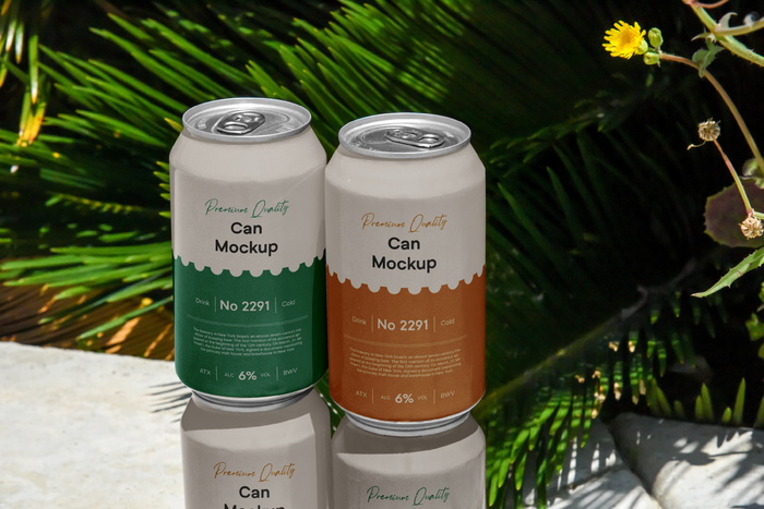 高级漂亮饮品包装瓶Can PSD Mockup