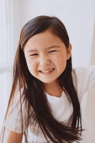 清新唯美可爱的女孩摄影图片