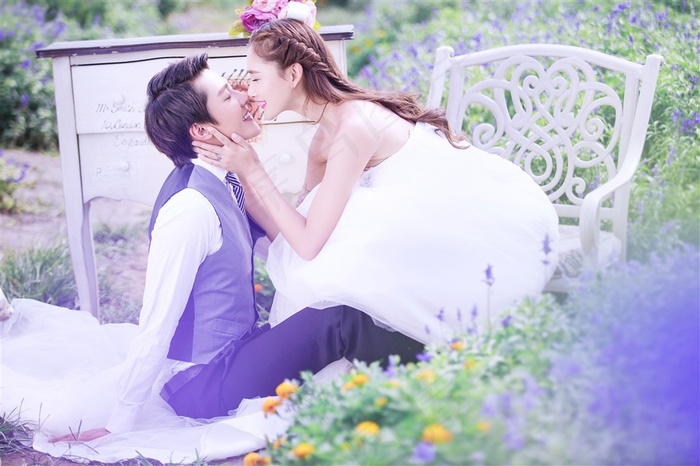 幸福恋人紫色薰衣草婚纱外拍写真样片