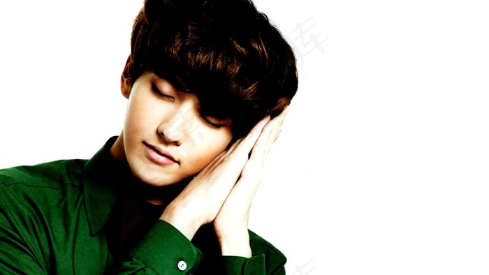 帅哥明星吴亦凡桌面壁纸图片