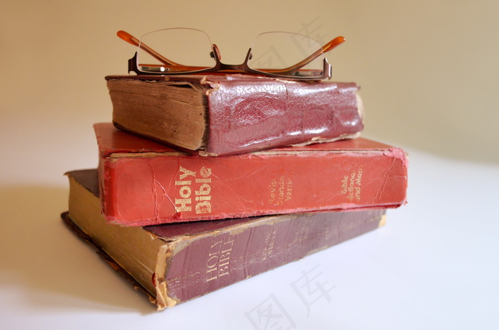 旧圣经图片