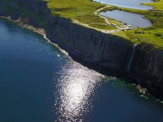 航拍海岛局部图片