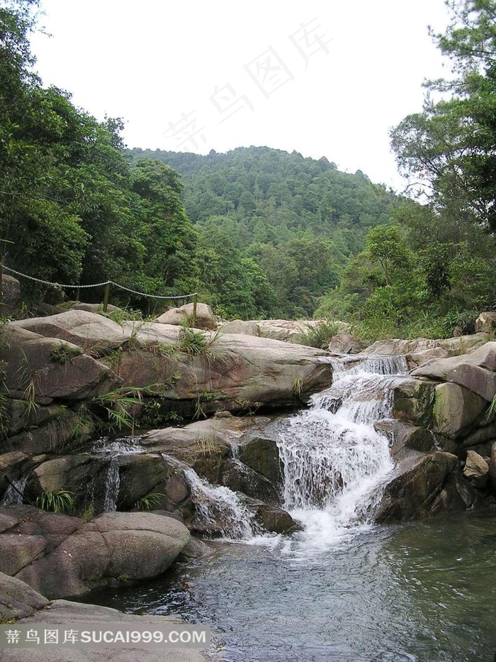 山水瀑布风景图片