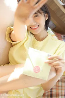 遮住脸清纯美女图片