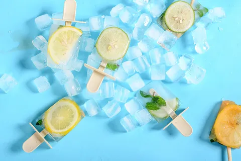 夏天夏季冰苞冰块