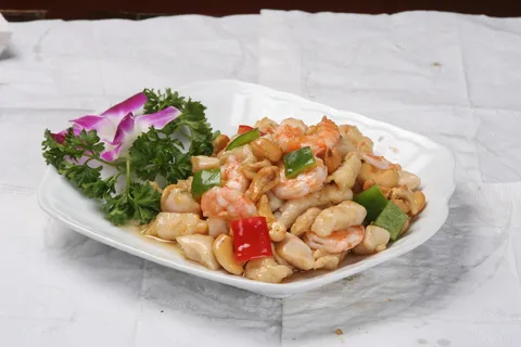 腰果鸡丁炒虾仁 (1)