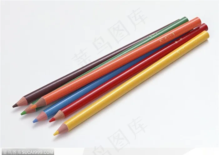 办公用品-堆放的彩铅