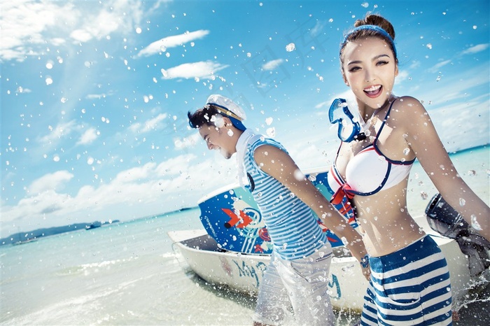 蓝色海恋人高清图