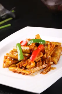 橄榄油焖春笋 (1)