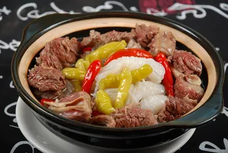 石锅煲类火锅川菜特色菜魔芋焖牛腩