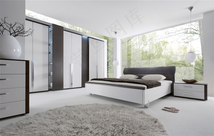 温馨室内白色家居卧室地毯双人床窗台