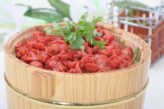 木桶孜然羊肉 28元 (4)