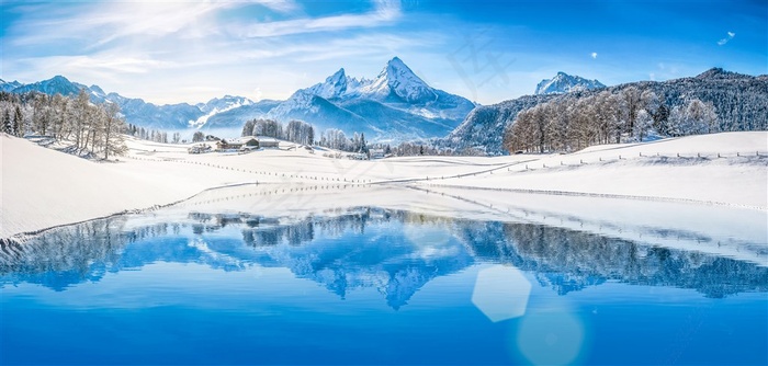 冬季雪山风景图片