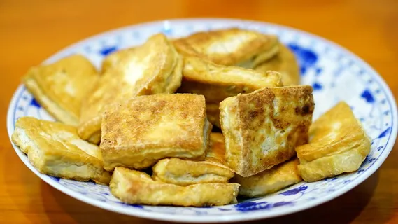 油炸豆腐图片 油炸豆腐图片