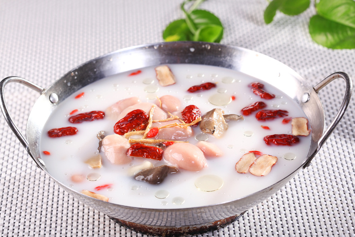 锅仔药膳鸡腰 (1)