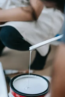 白色油漆图片 白色油漆图片
