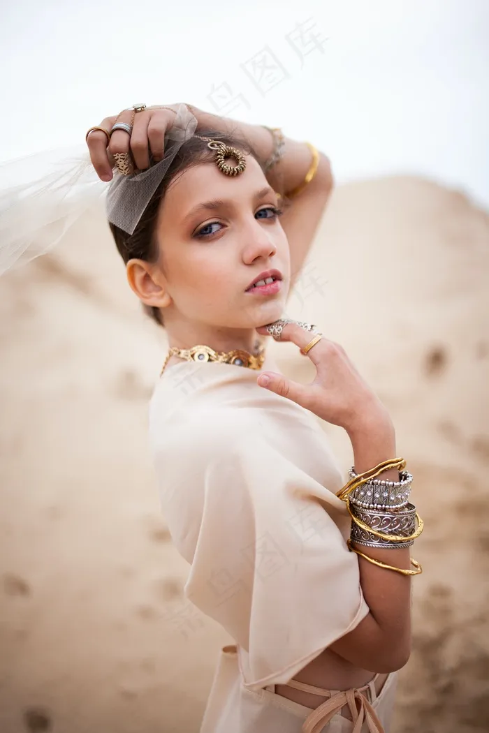 MM131美女艺术人体写真图片