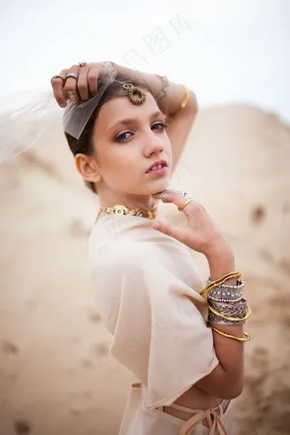 MM131美女艺术人体写真图片