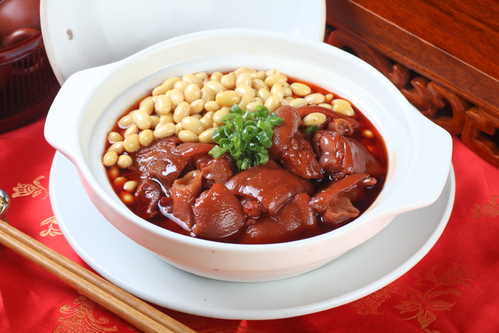 黄豆猪手煲18元