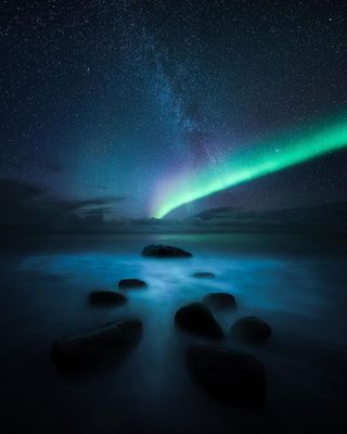 绿色极光壁纸图片