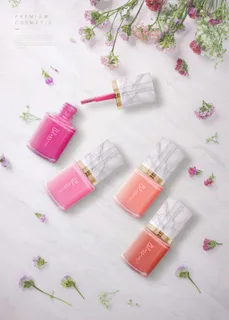 电商广告系美化妆品白色海报