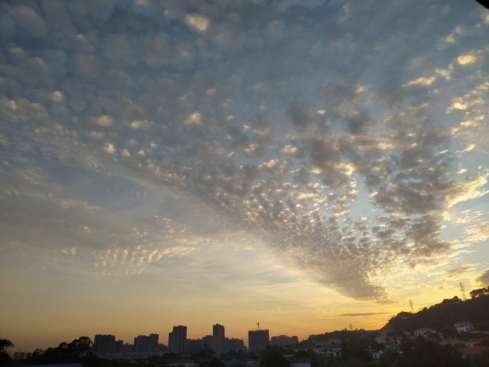 落日 晚霞 白云