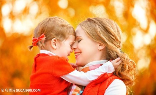 甜蜜的母女人物高清图片