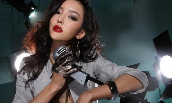 摄影图片人物美女模特照片