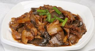 08 五花肉炒鲜蘑菇-小嫂子农家院