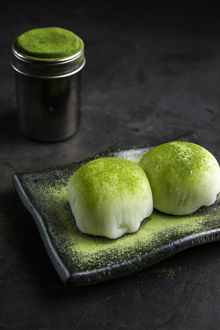 蛋糕店小蛋糕慕斯美食甜品图片