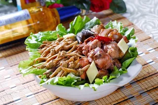 砂锅石锅美食煲类特色菜本地鸡煲