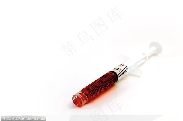 医疗器材-红色药水的注射器