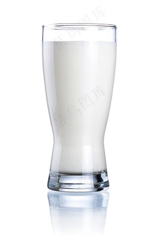 一杯纯正的牛奶