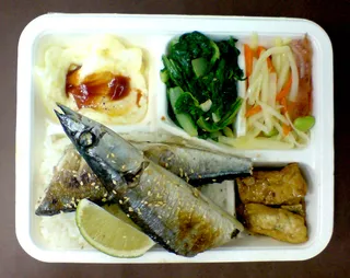 秋刀魚便當