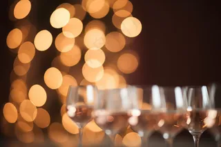 金色光圈光斑高脚杯酒杯背景