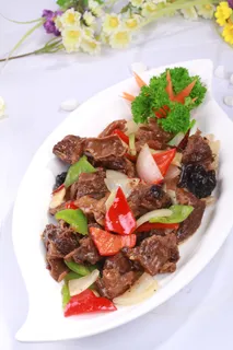 红烧牛腩 (1) 红烧牛腩 (1)