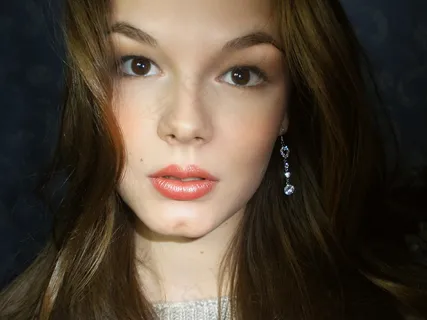 裸妆美女图片 裸妆美女图片