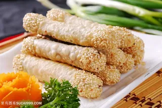 小吃芝麻卷的美食图片