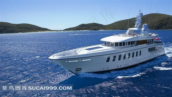 航行在大海上的轮船 航行在大海上的轮船