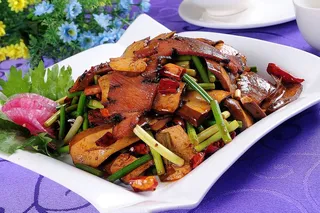 土香干炒腊肉 