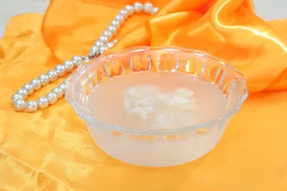 冰糖烩哈什蟆油