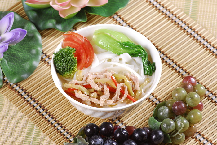 榨菜肉丝粉