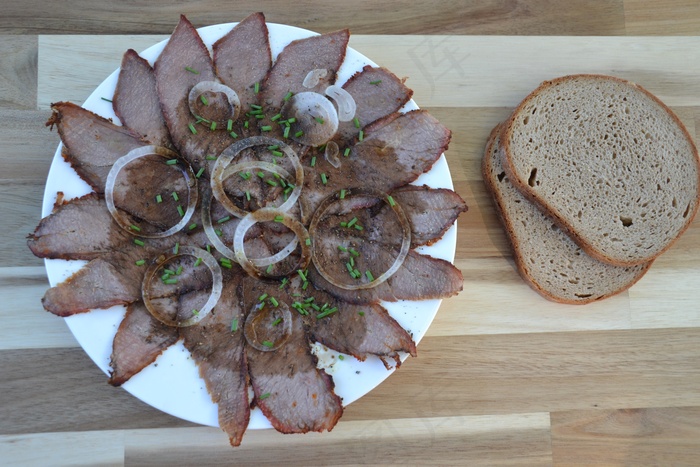 切片牛肉小吃图片