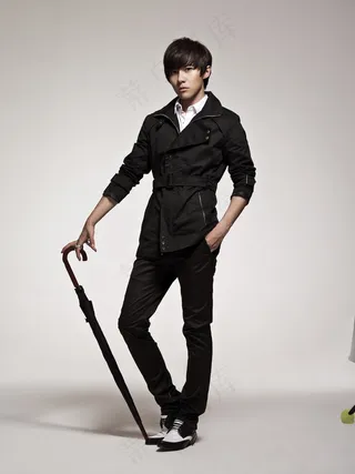 唐禹哲发型高清图片